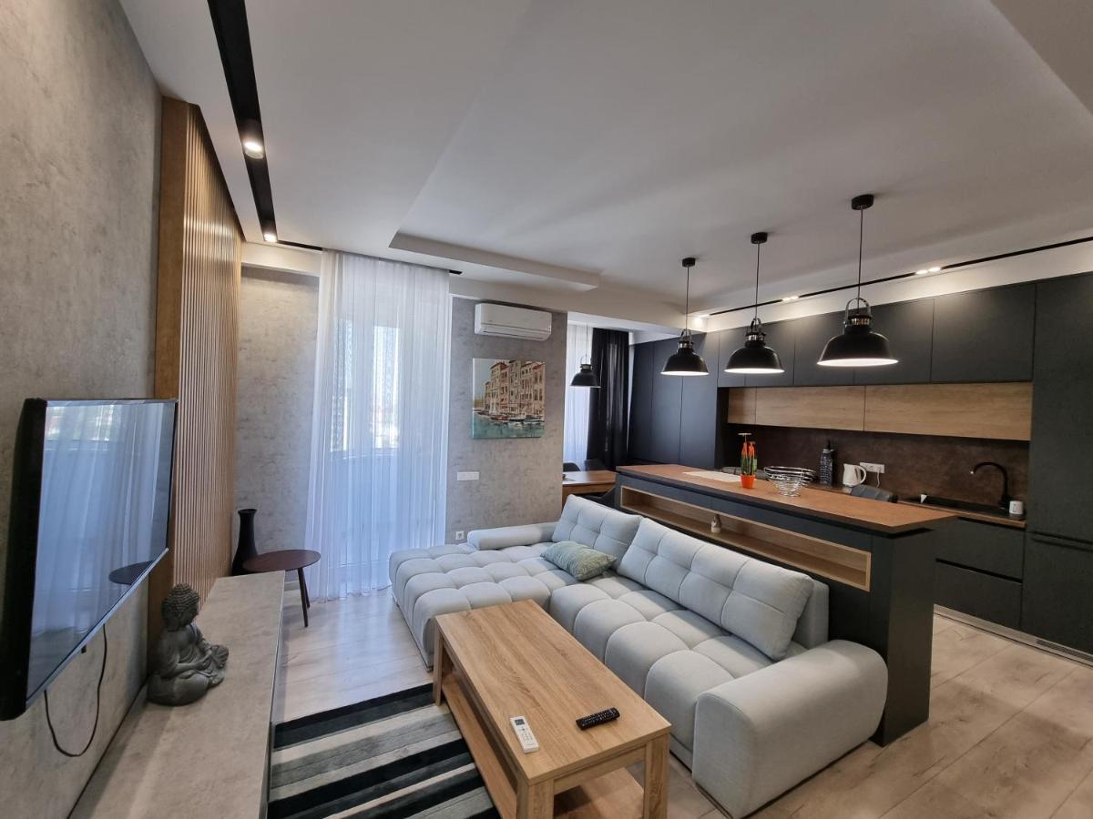 Diplomat The Best Ultra Central Apartaments Chişinau Exteriör bild