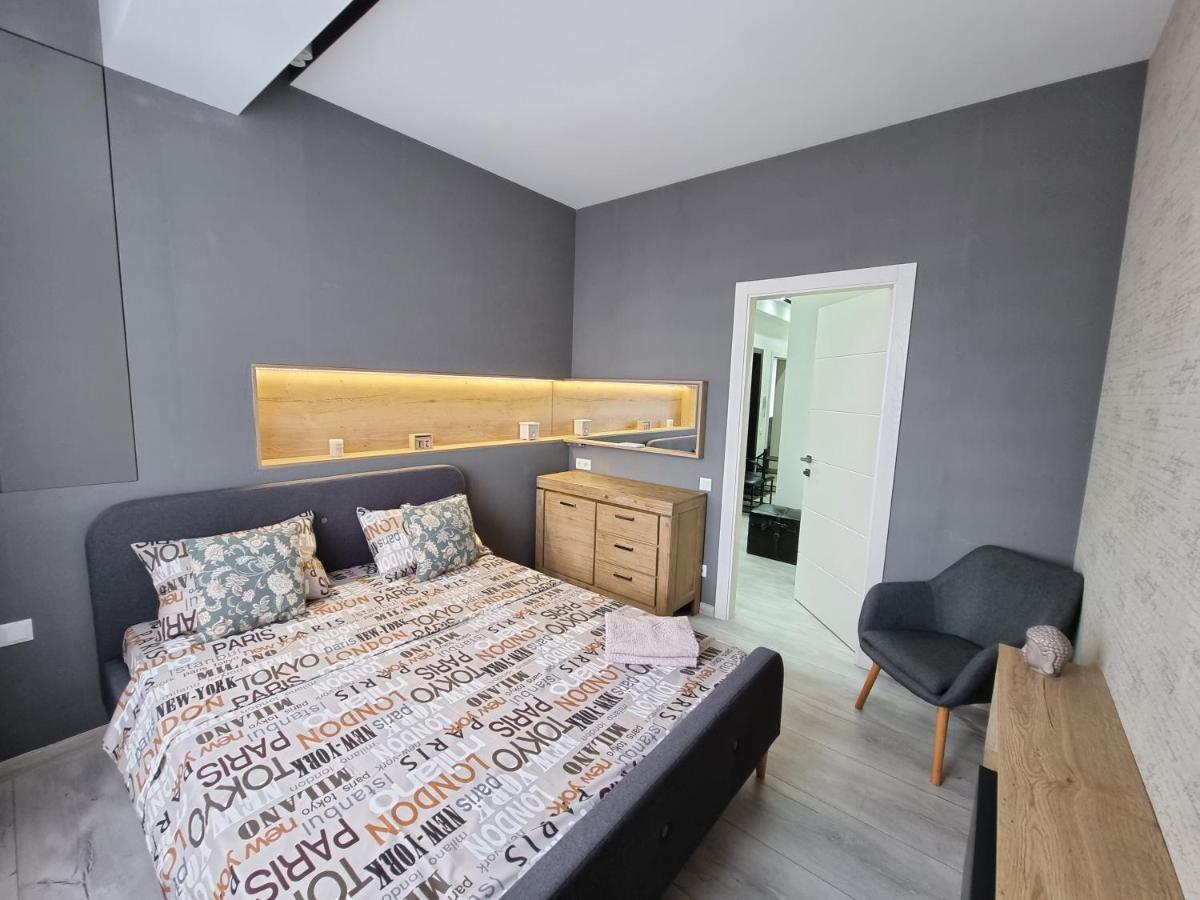 Diplomat The Best Ultra Central Apartaments Chişinau Exteriör bild