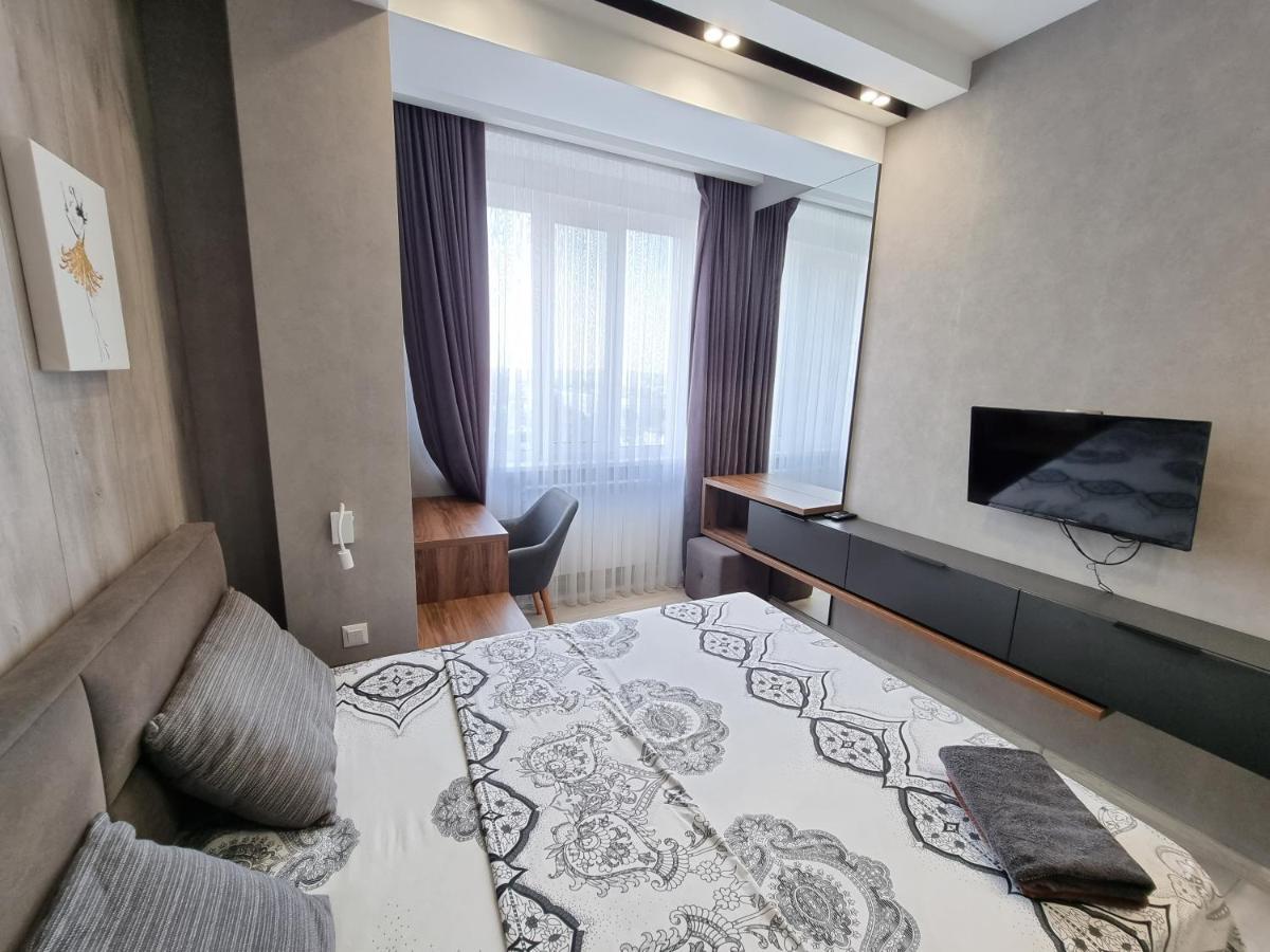 Diplomat The Best Ultra Central Apartaments Chişinau Exteriör bild